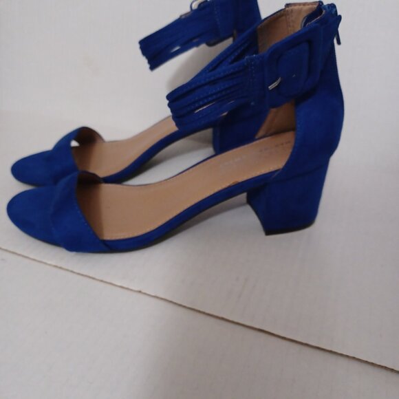 AEROSOLS MARTHA STEWART MID YEAR BLOCK HEEL SANDALS - Picture 6 of 10